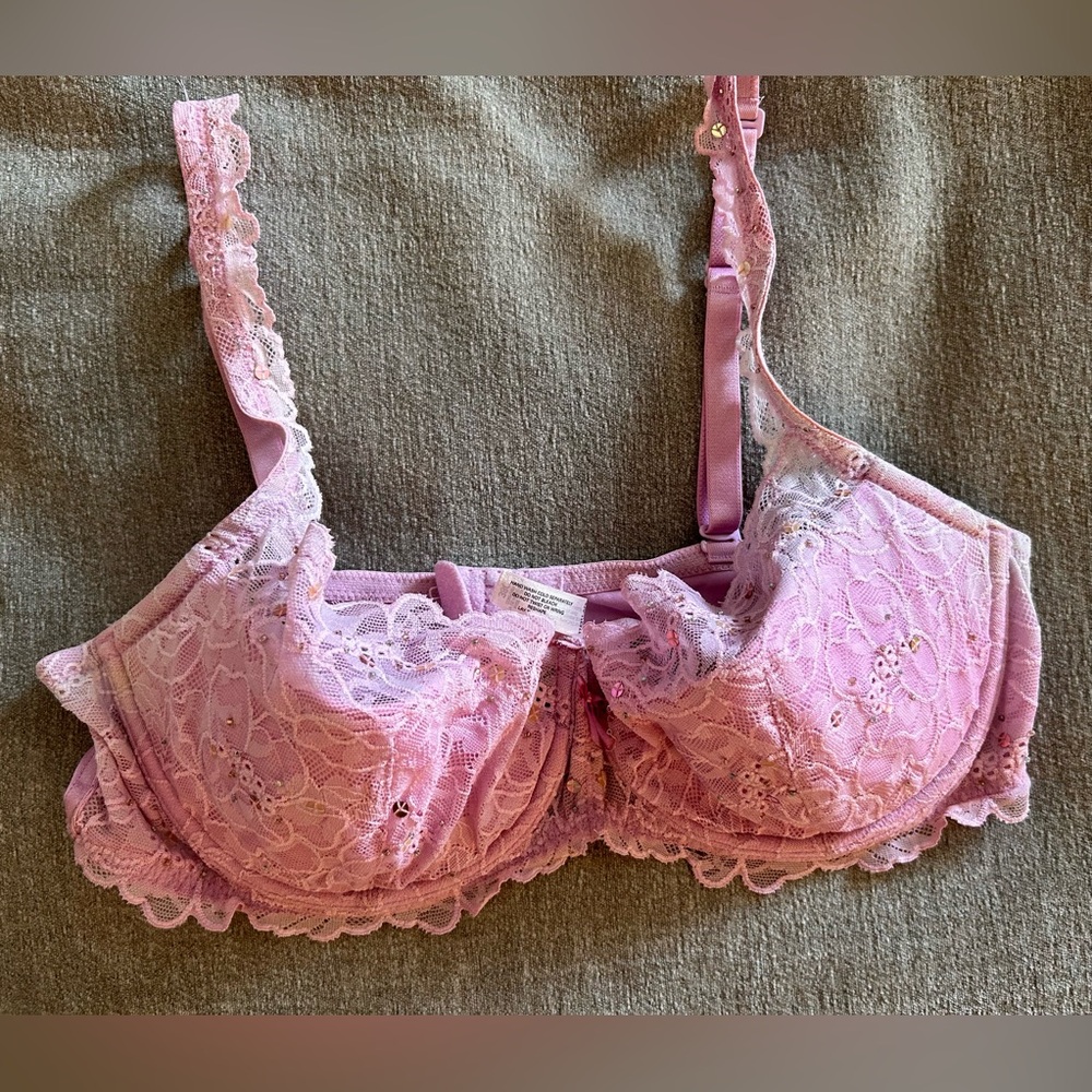 Victoria's Secret Lavender Lace Bra with sequin & beaded embellishment